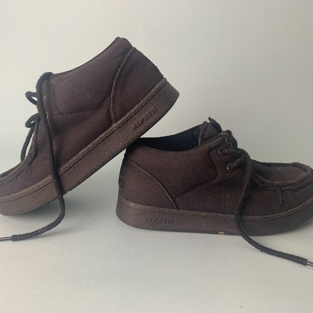 IPATH Cats Hemp Black Men’s Size 6 (Women’s Size 7.5)